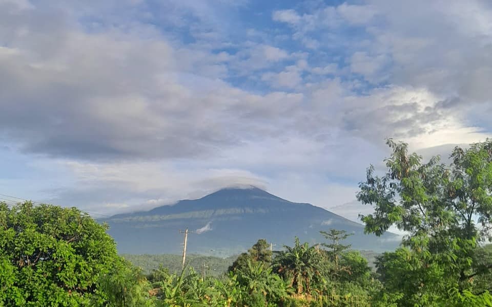 Kenapa Sih Langit itu Warnanya Biru?